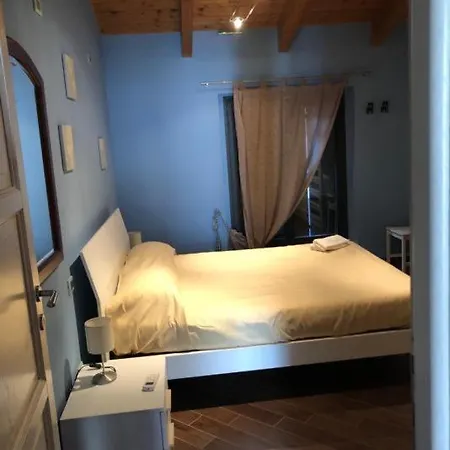 Dei Vini E Dei Sapori Bed & Breakfast Traversetolo